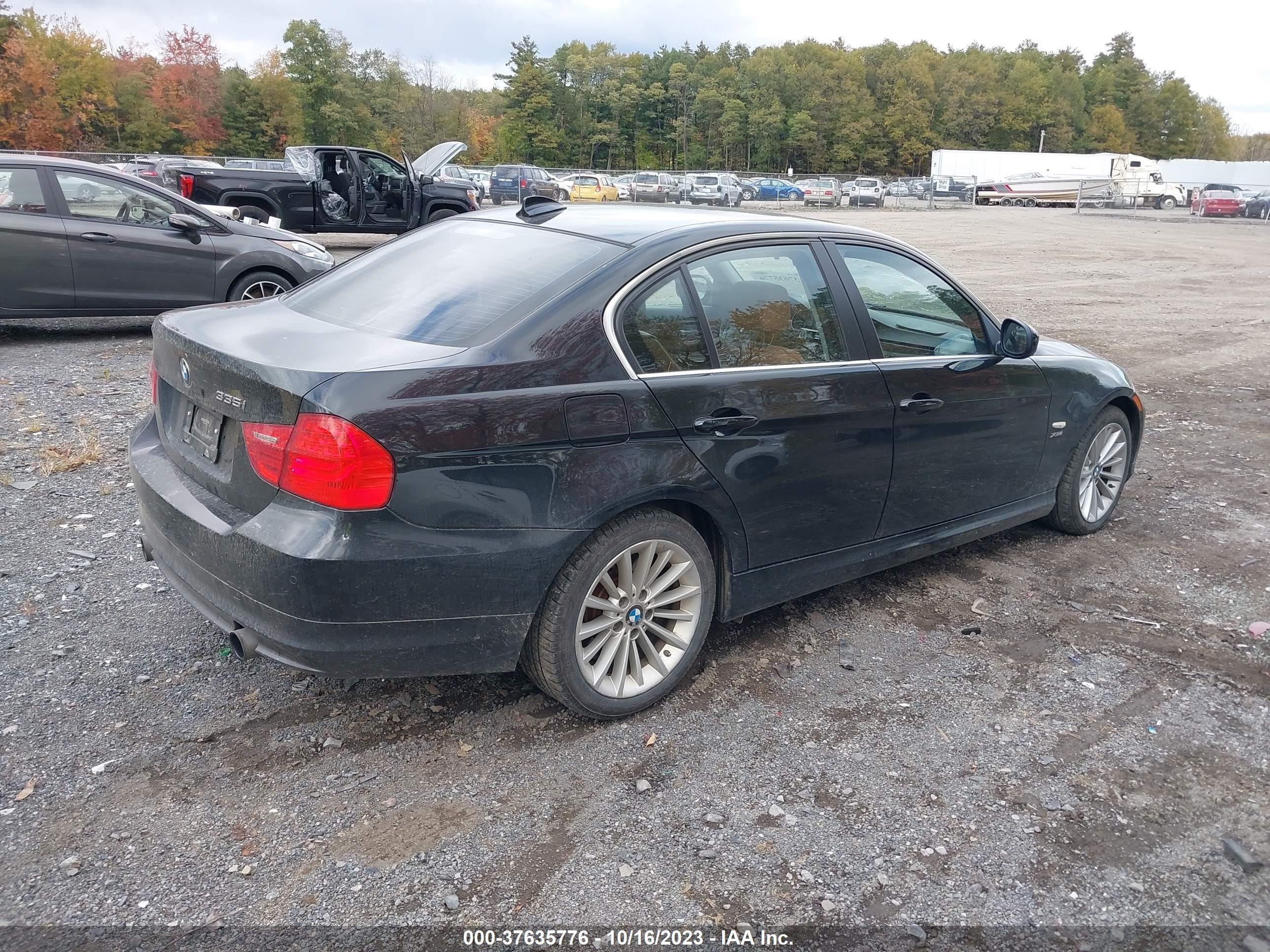 Photo 3 VIN: WBAPL5C56BA920932 - BMW 3ER 