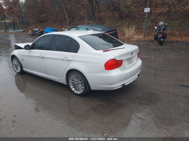 Photo 2 VIN: WBAPL5G56BNN22770 - BMW 335 