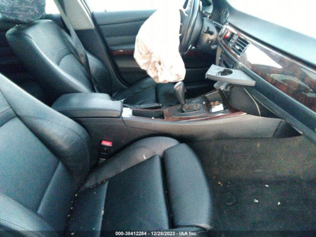 Photo 4 VIN: WBAPL5G57BNN23393 - BMW 335I 