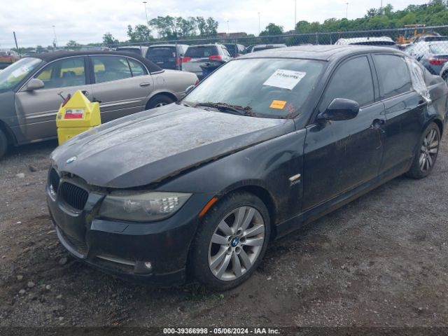 Photo 5 VIN: WBAPL5G5XBNN21962 - BMW 335I 