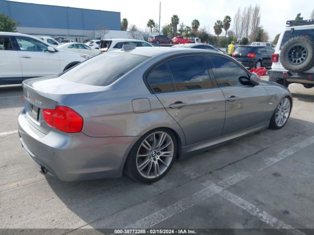 Photo 3 VIN: WBAPM5C51BA745194 - BMW 335I 