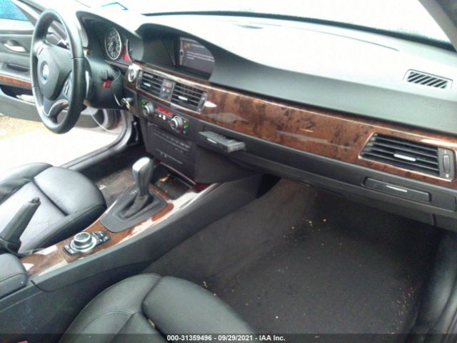 Photo 4 VIN: WBAPM5C54BA745061 - BMW 3 