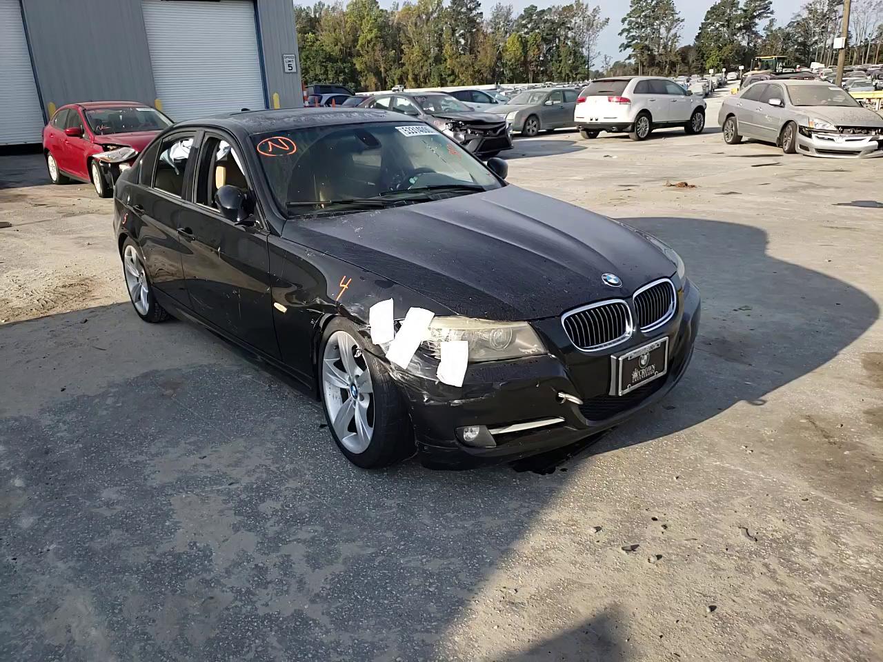 Photo 10 VIN: WBAPM5C55BA745408 - BMW 335 I 