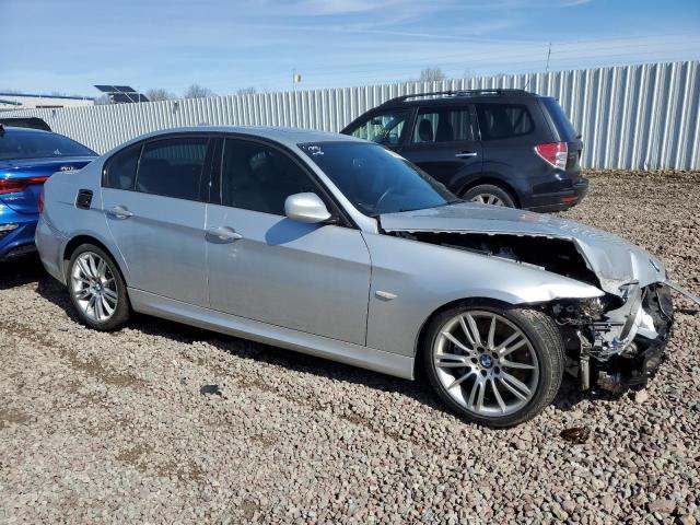 Photo 3 VIN: WBAPM5C58BA745502 - BMW 3 SERIES 