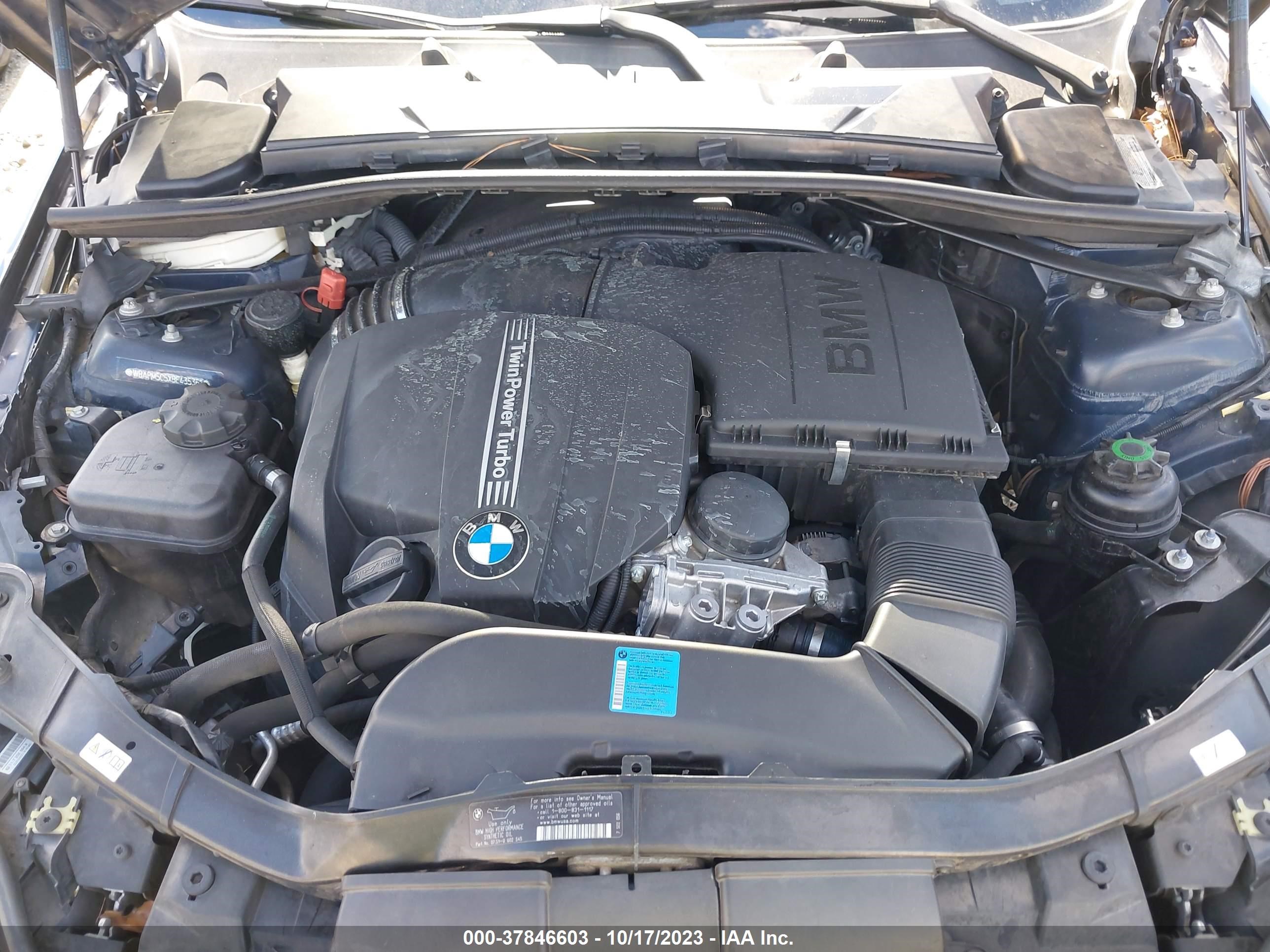 Photo 9 VIN: WBAPM5C5XBE435361 - BMW 3ER 