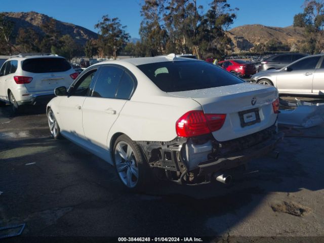 Photo 2 VIN: WBAPM5G53BNN00402 - BMW 335I 