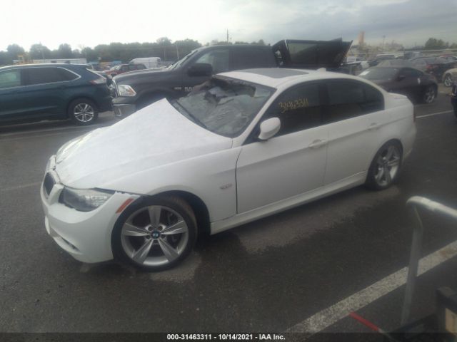 Photo 1 VIN: WBAPM5G55BNN01230 - BMW 3 