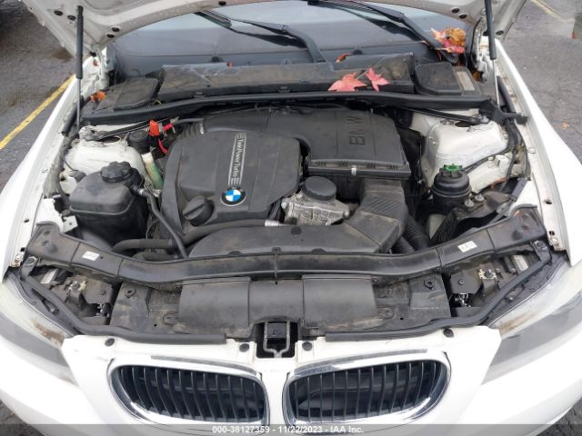 Photo 9 VIN: WBAPM5G57BNM68635 - BMW 335I 