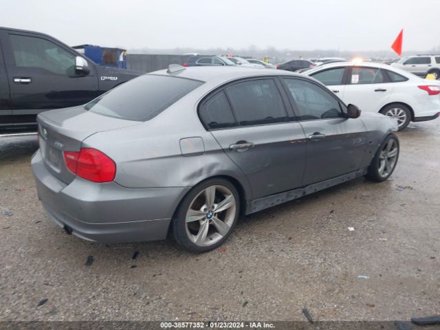 Photo 3 VIN: WBAPM5G5XBNN00557 - BMW 335I 