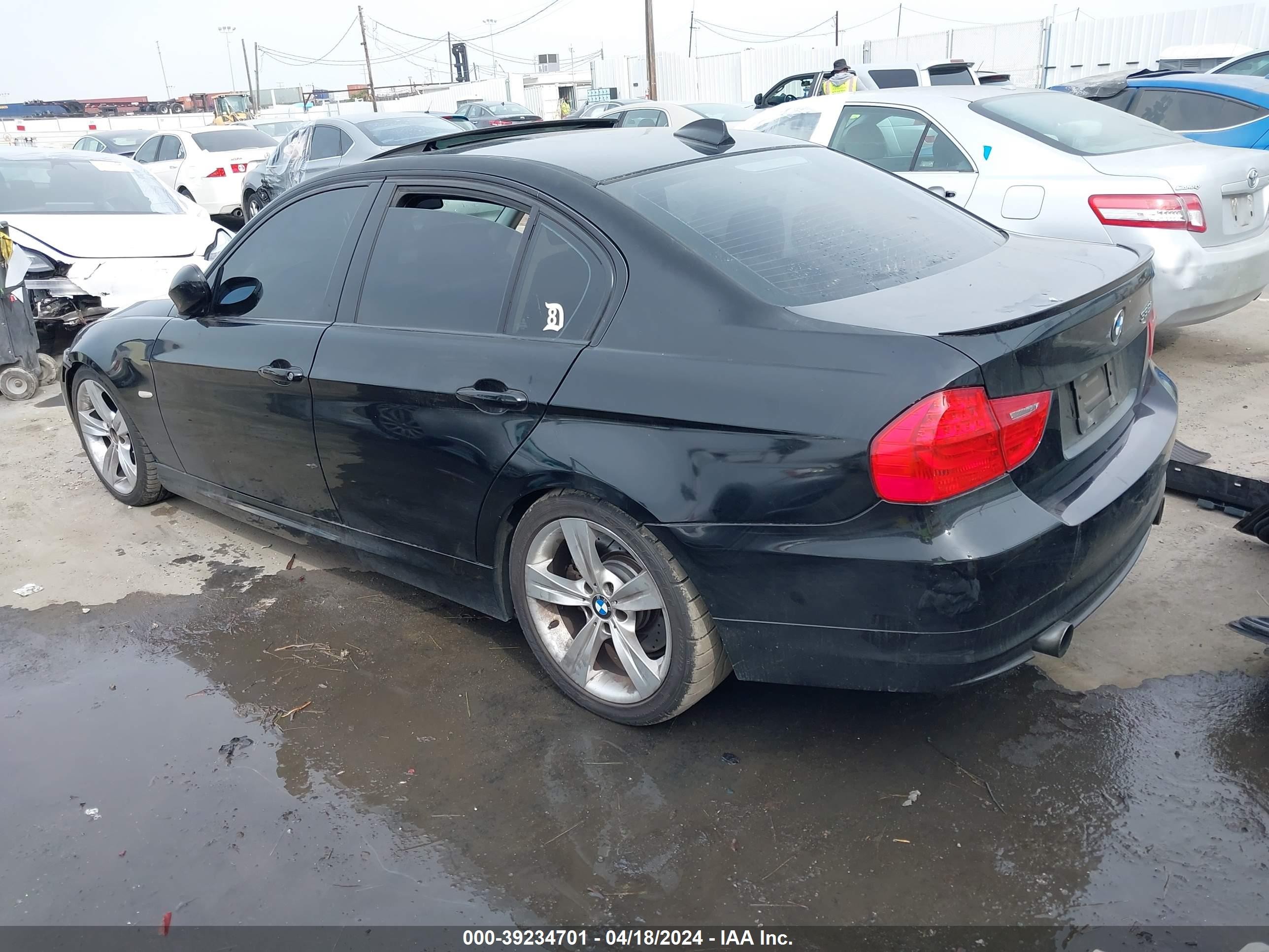 Photo 2 VIN: WBAPM73559E190877 - BMW 3ER 