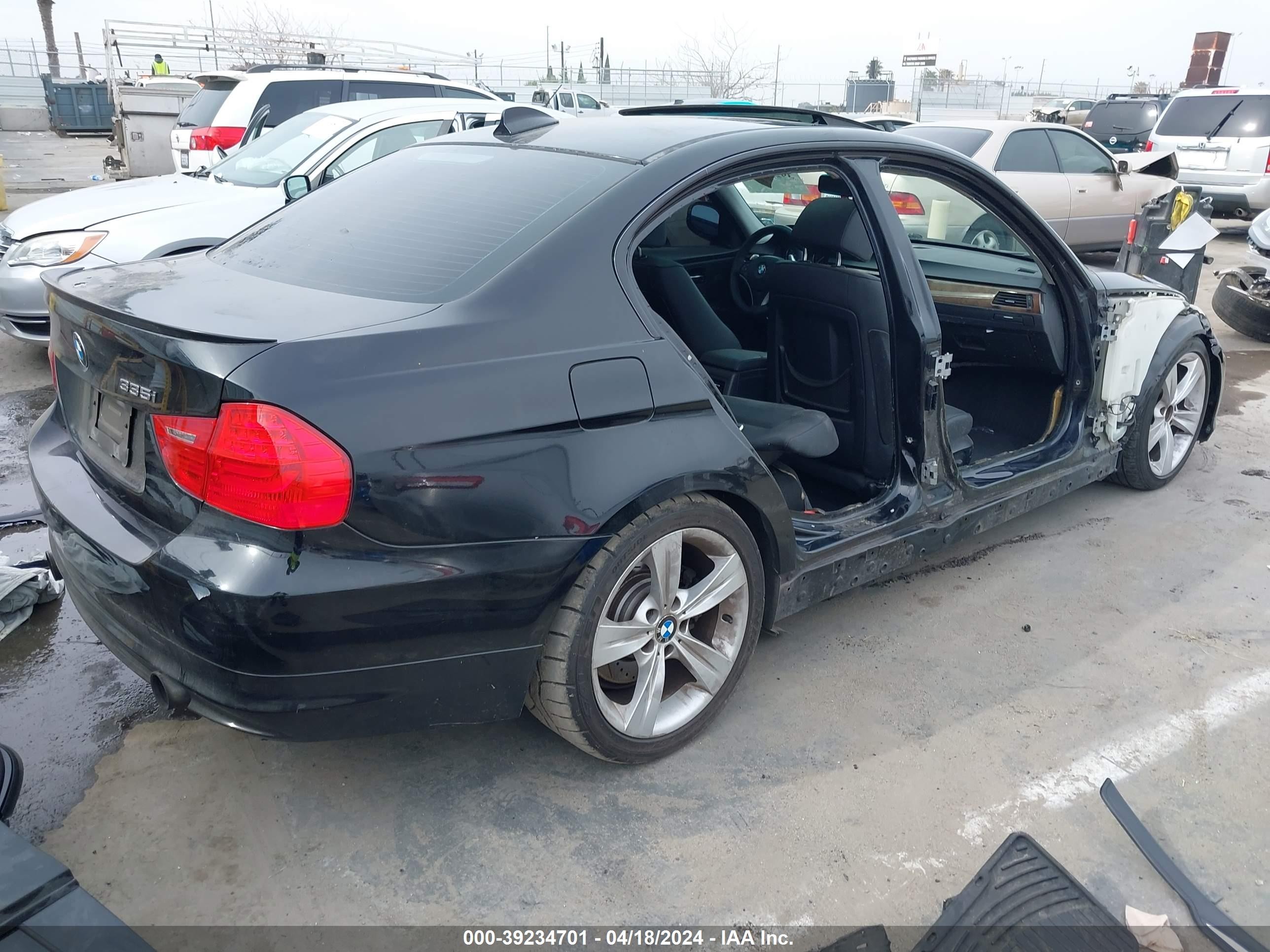 Photo 3 VIN: WBAPM73559E190877 - BMW 3ER 