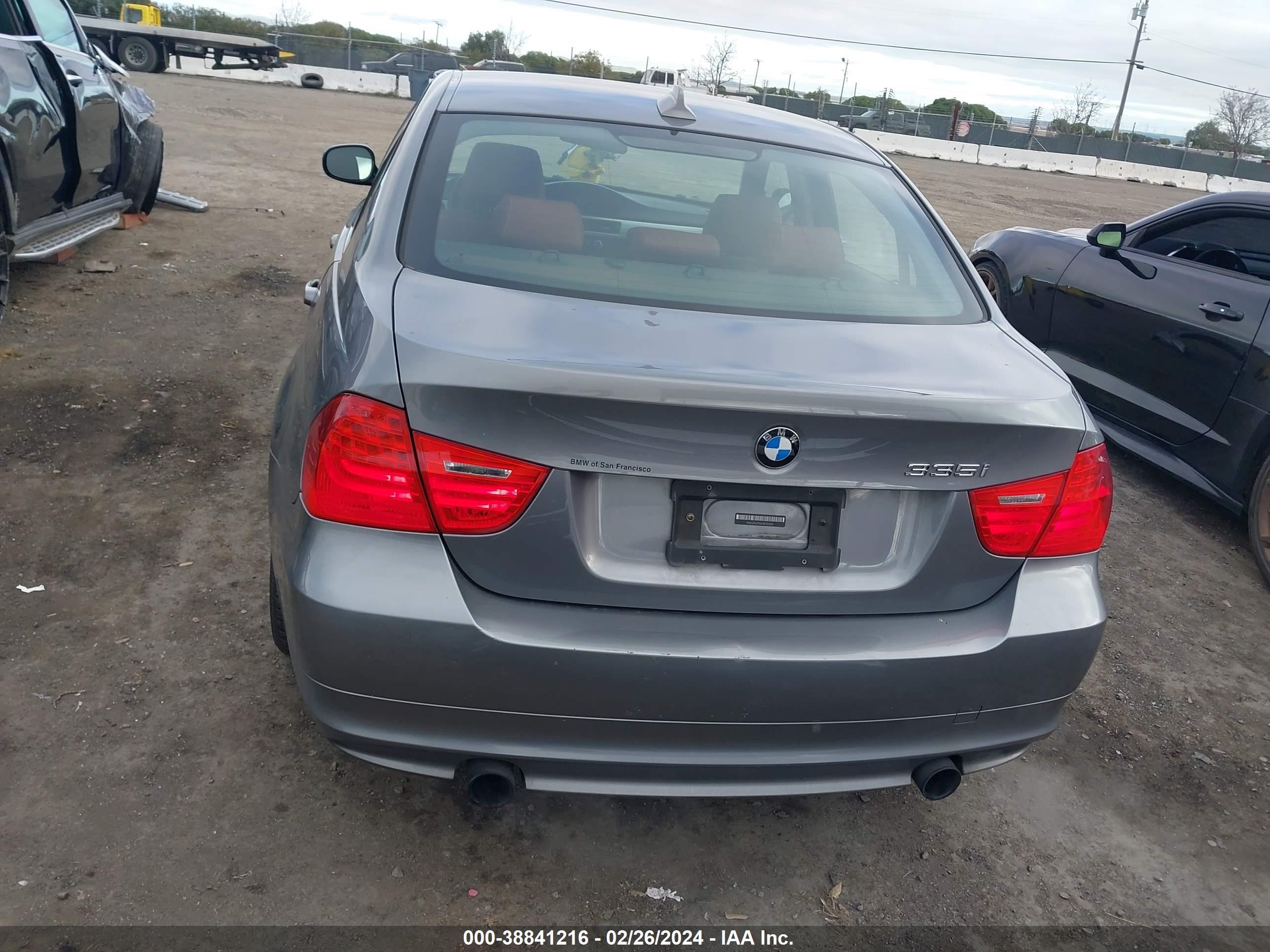 Photo 16 VIN: WBAPM73559E191009 - BMW 3ER 