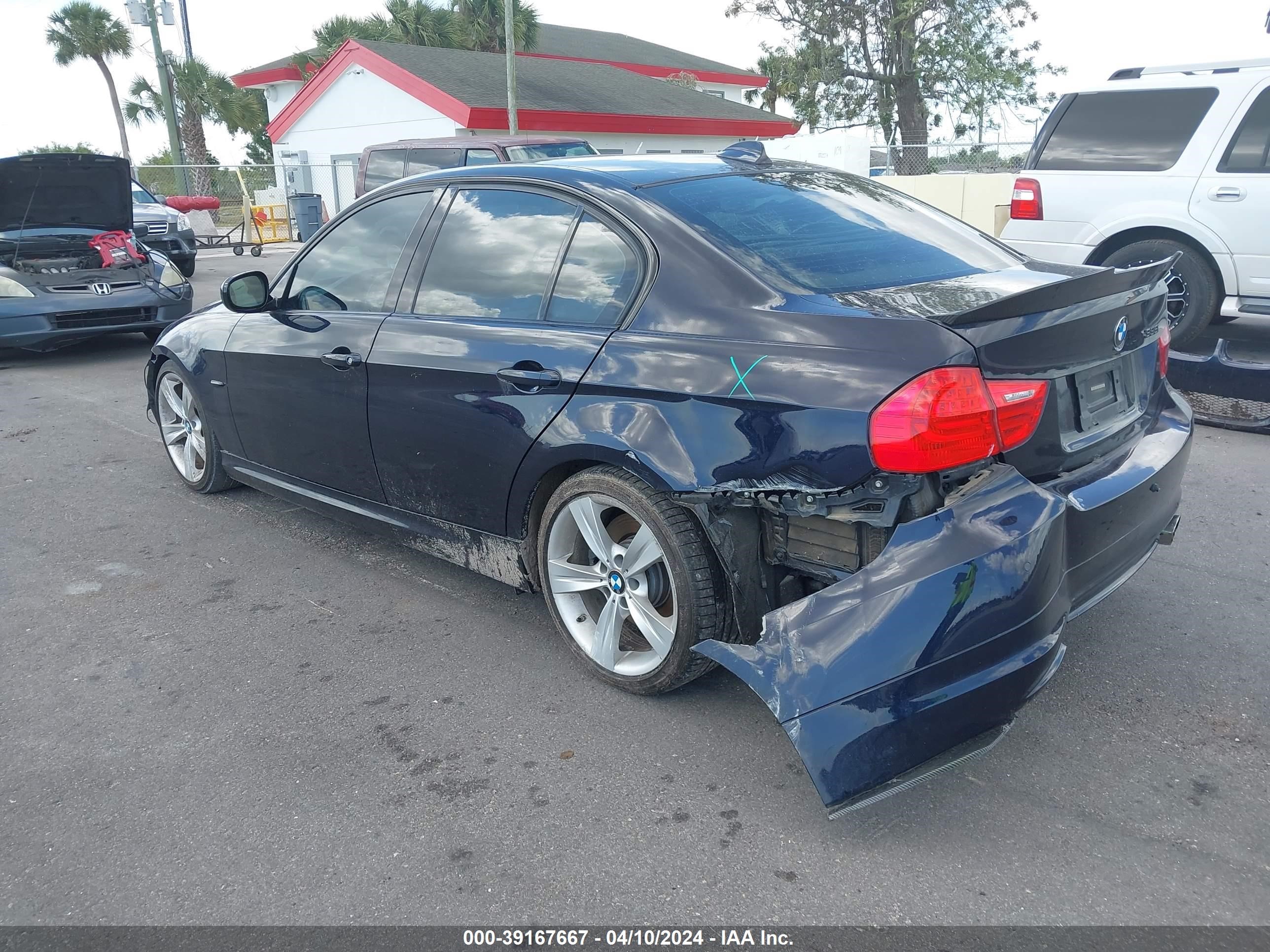 Photo 2 VIN: WBAPM73579A367730 - BMW 3ER 