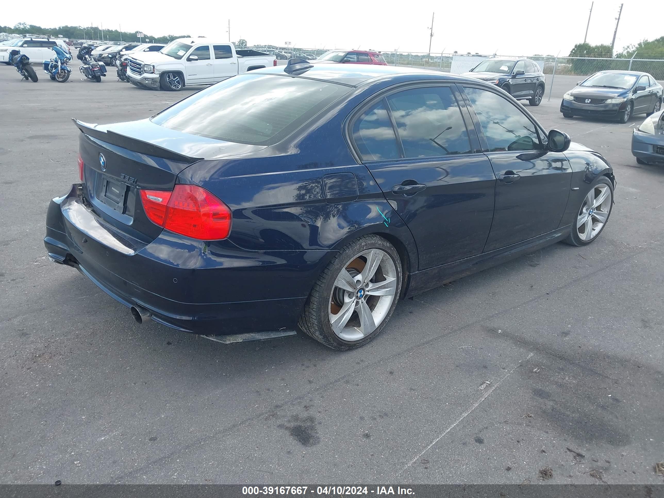 Photo 3 VIN: WBAPM73579A367730 - BMW 3ER 