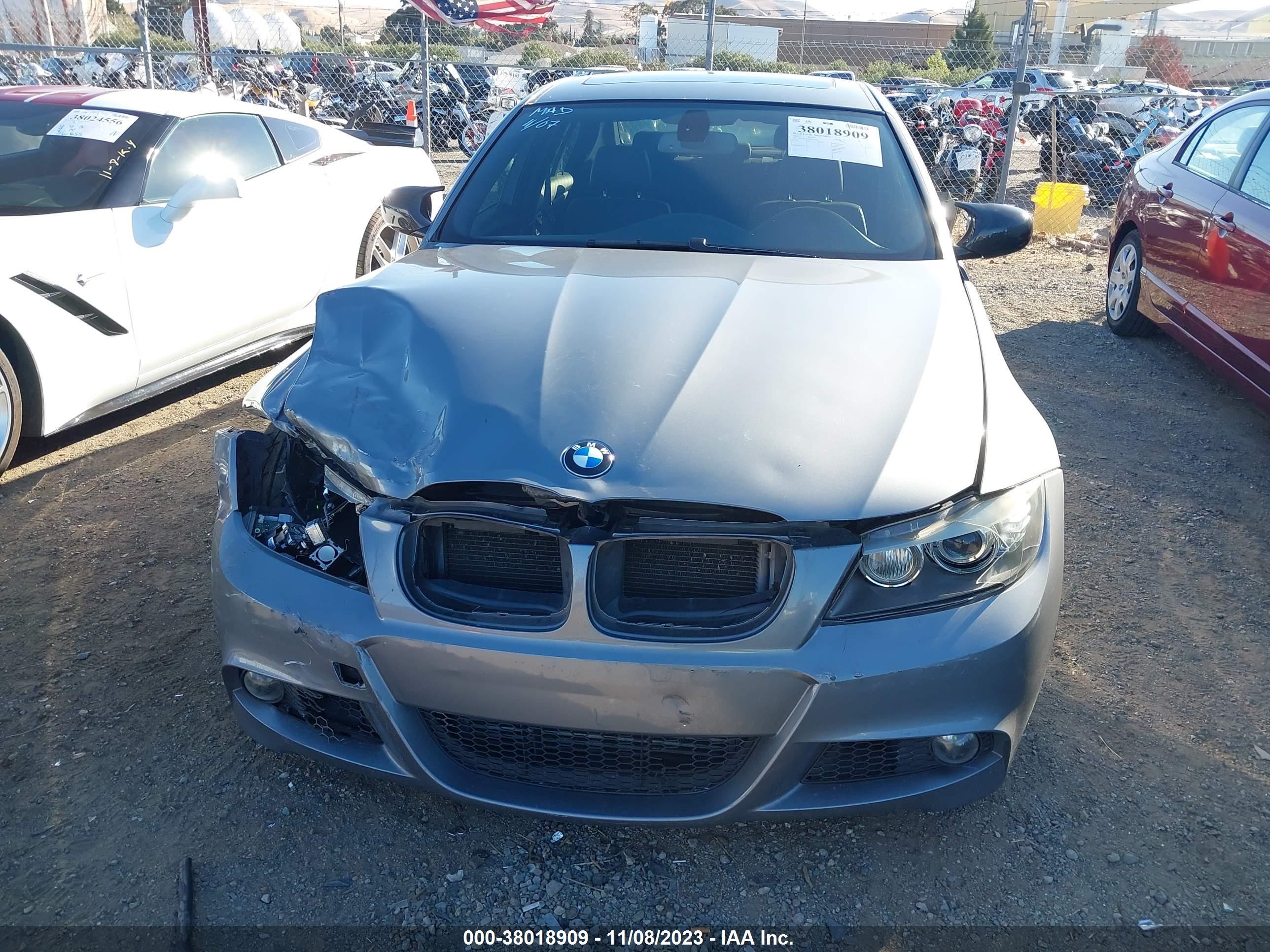 Photo 12 VIN: WBAPM73599E191983 - BMW 3ER 