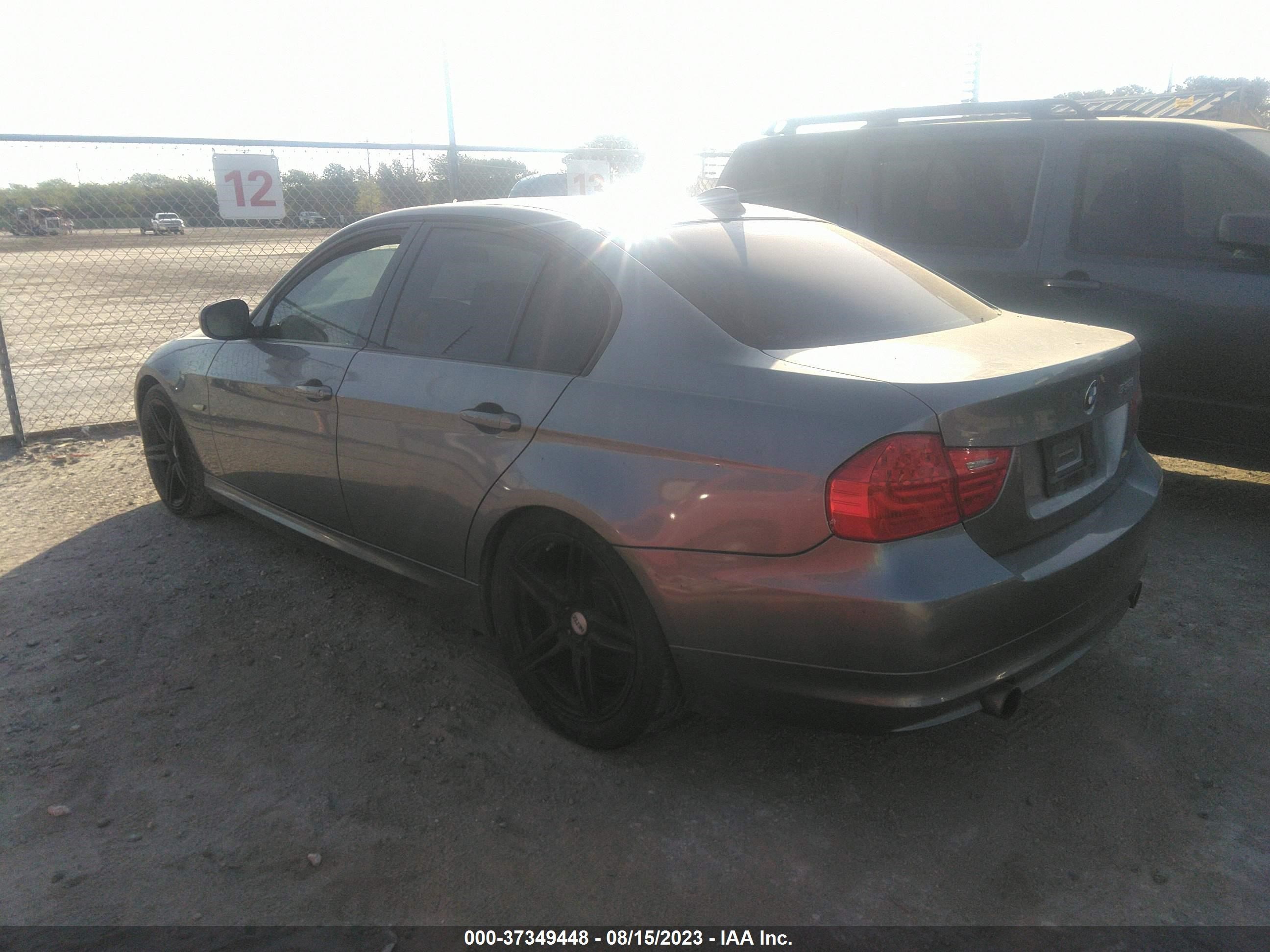 Photo 2 VIN: WBAPM77539NL87380 - BMW 3ER 