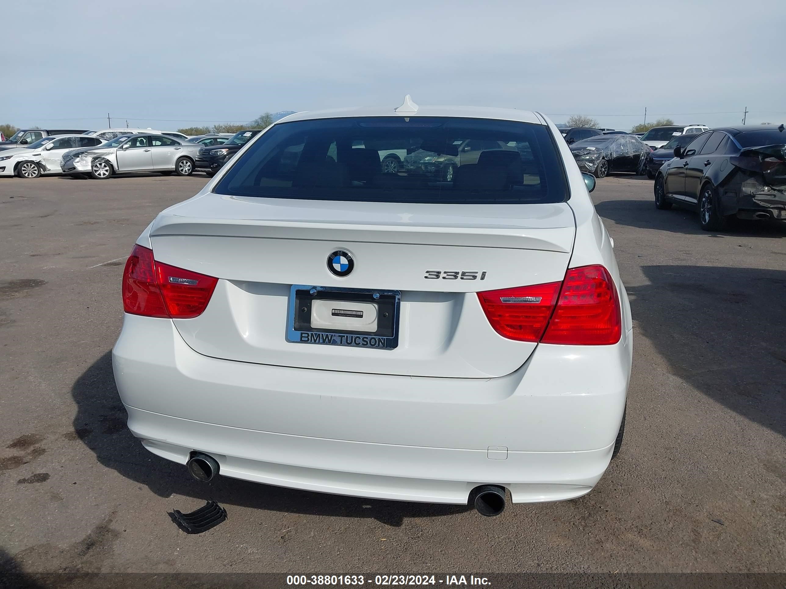 Photo 16 VIN: WBAPM77589NL87035 - BMW 3ER 