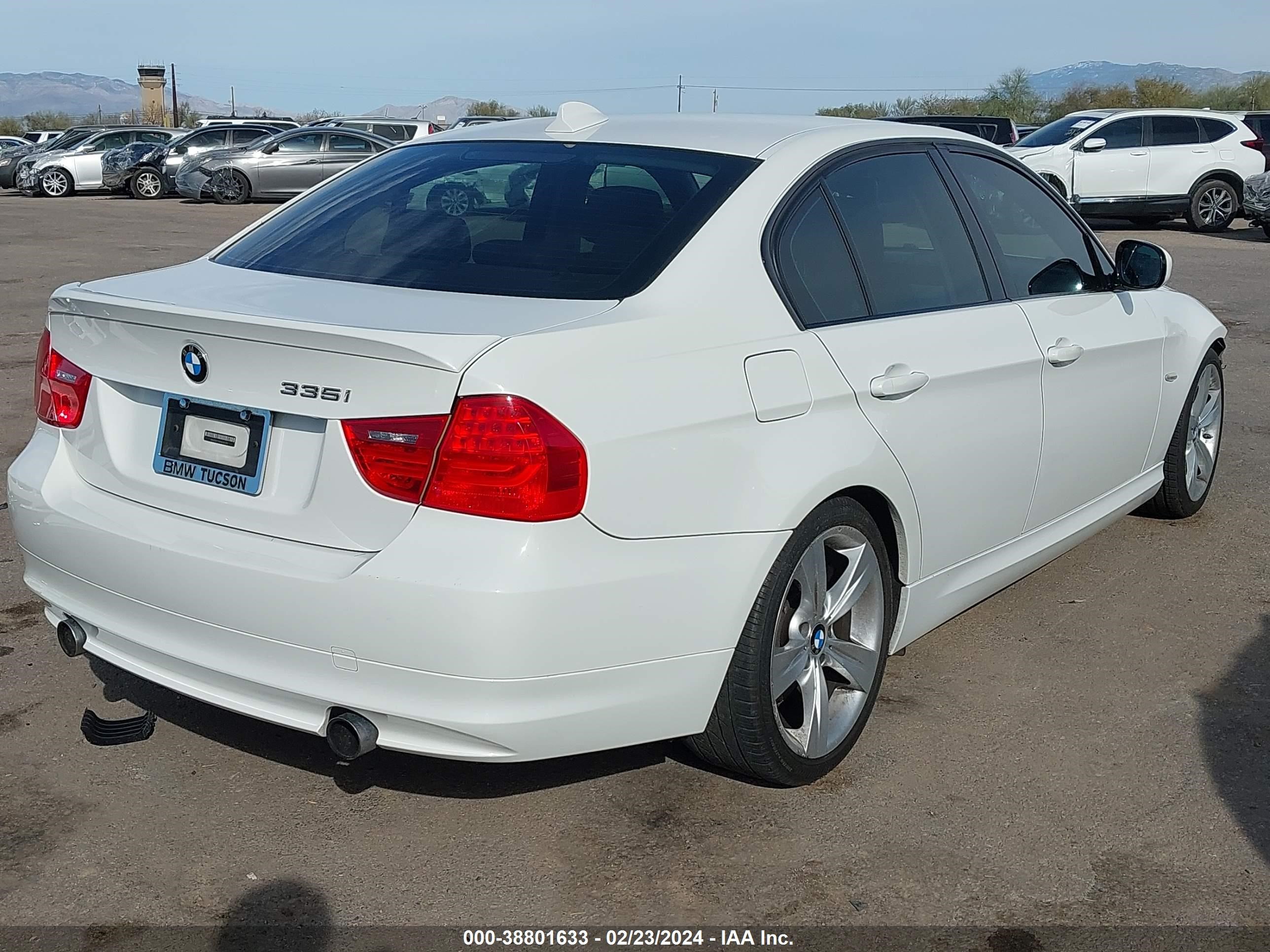 Photo 3 VIN: WBAPM77589NL87035 - BMW 3ER 