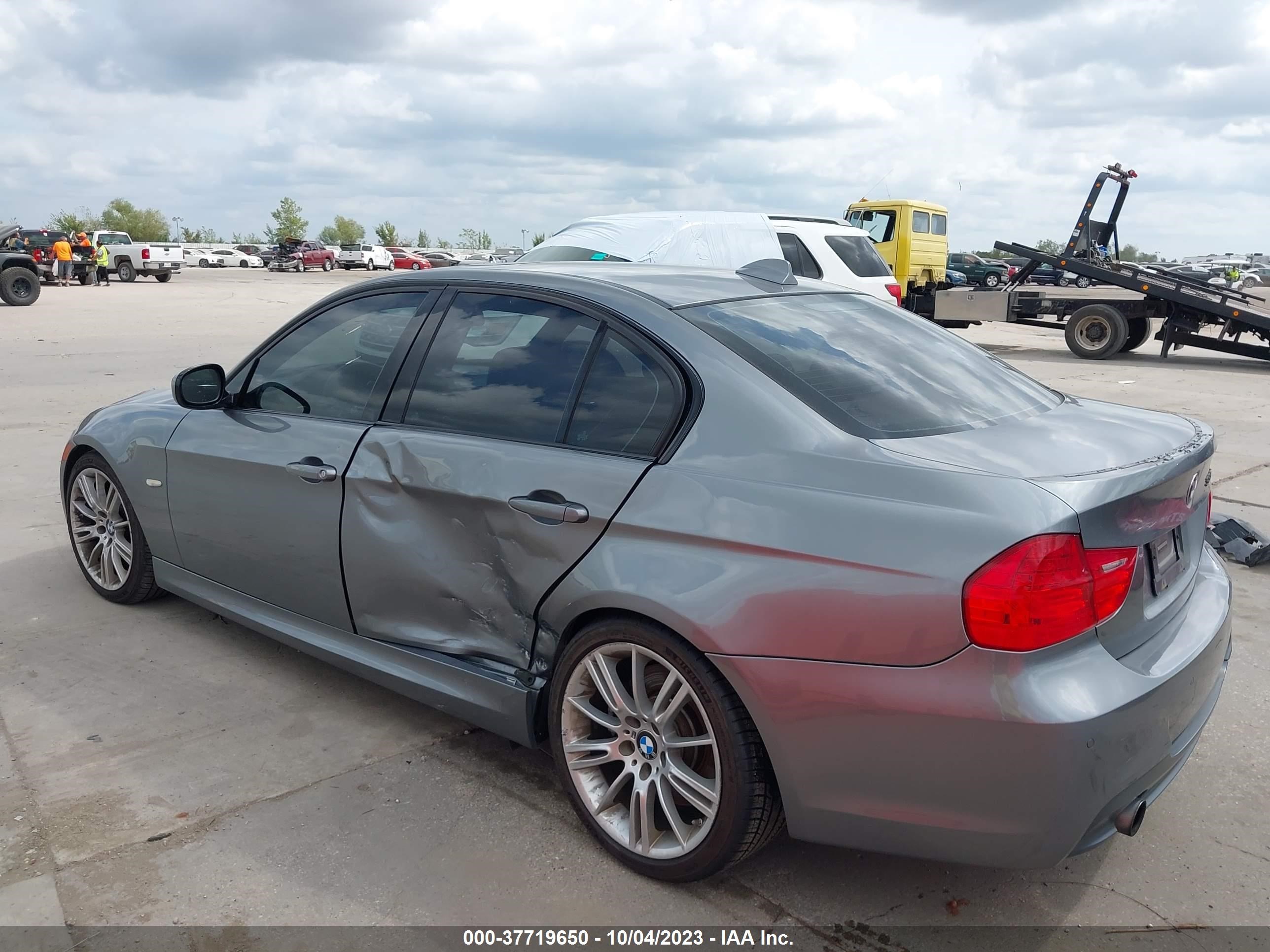 Photo 5 VIN: WBAPM7G56ANL89483 - BMW 3ER 