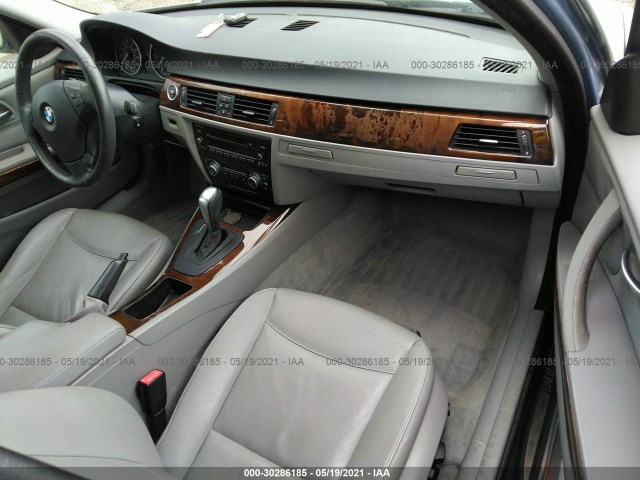 Photo 4 VIN: WBAPN7C50AA266725 - BMW 3 