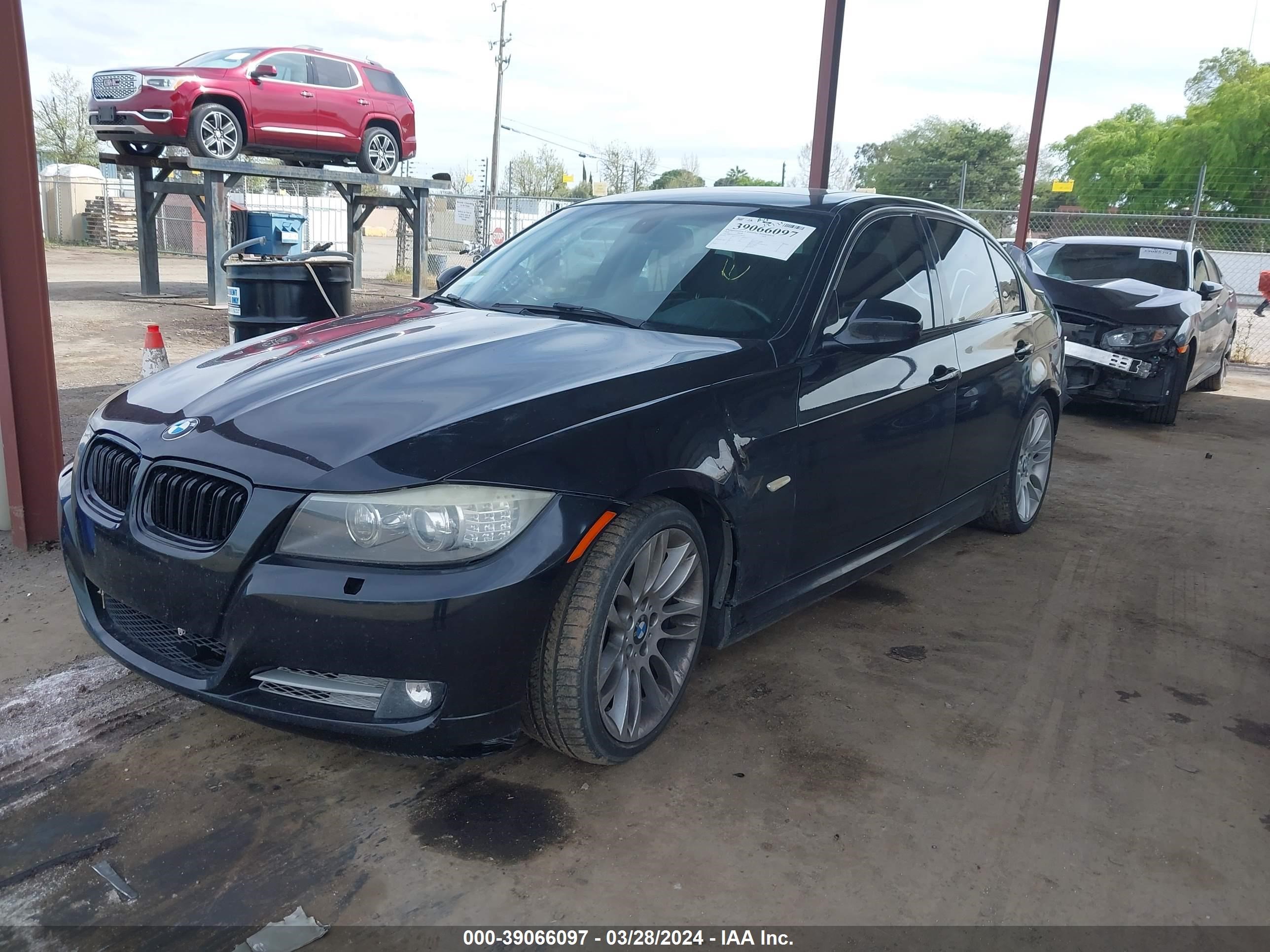 Photo 1 VIN: WBAPN7C53AA778916 - BMW 3ER 