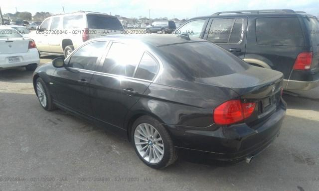 Photo 2 VIN: WBAPN7C53BA779792 - BMW 335 