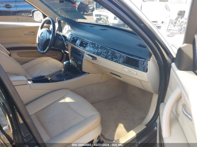 Photo 4 VIN: WBAPN7C54AA778407 - BMW 335D 