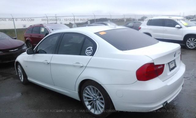 Photo 2 VIN: WBAPN7C57BA950804 - BMW 335 