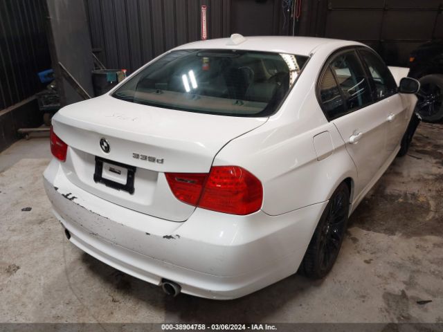 Photo 3 VIN: WBAPN7C5XBA781765 - BMW 335D 