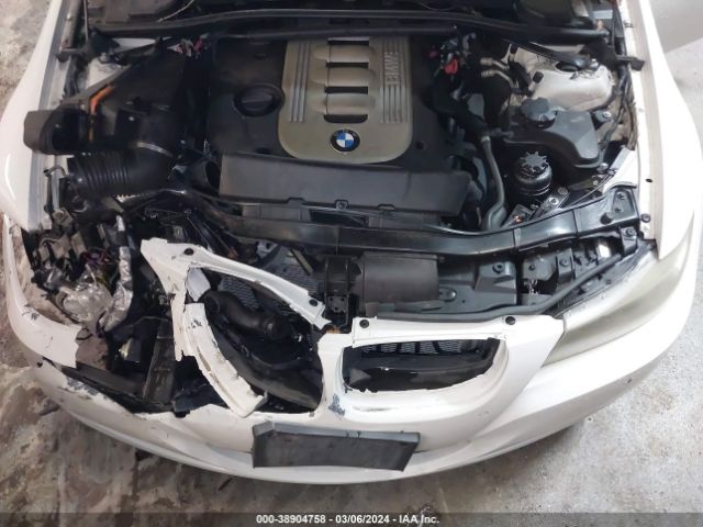 Photo 9 VIN: WBAPN7C5XBA781765 - BMW 335D 