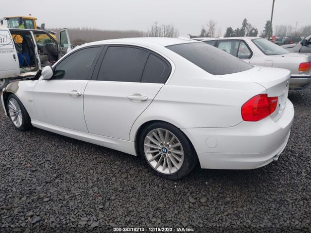 Photo 2 VIN: WBAPN7C5XBF184747 - BMW 335D 