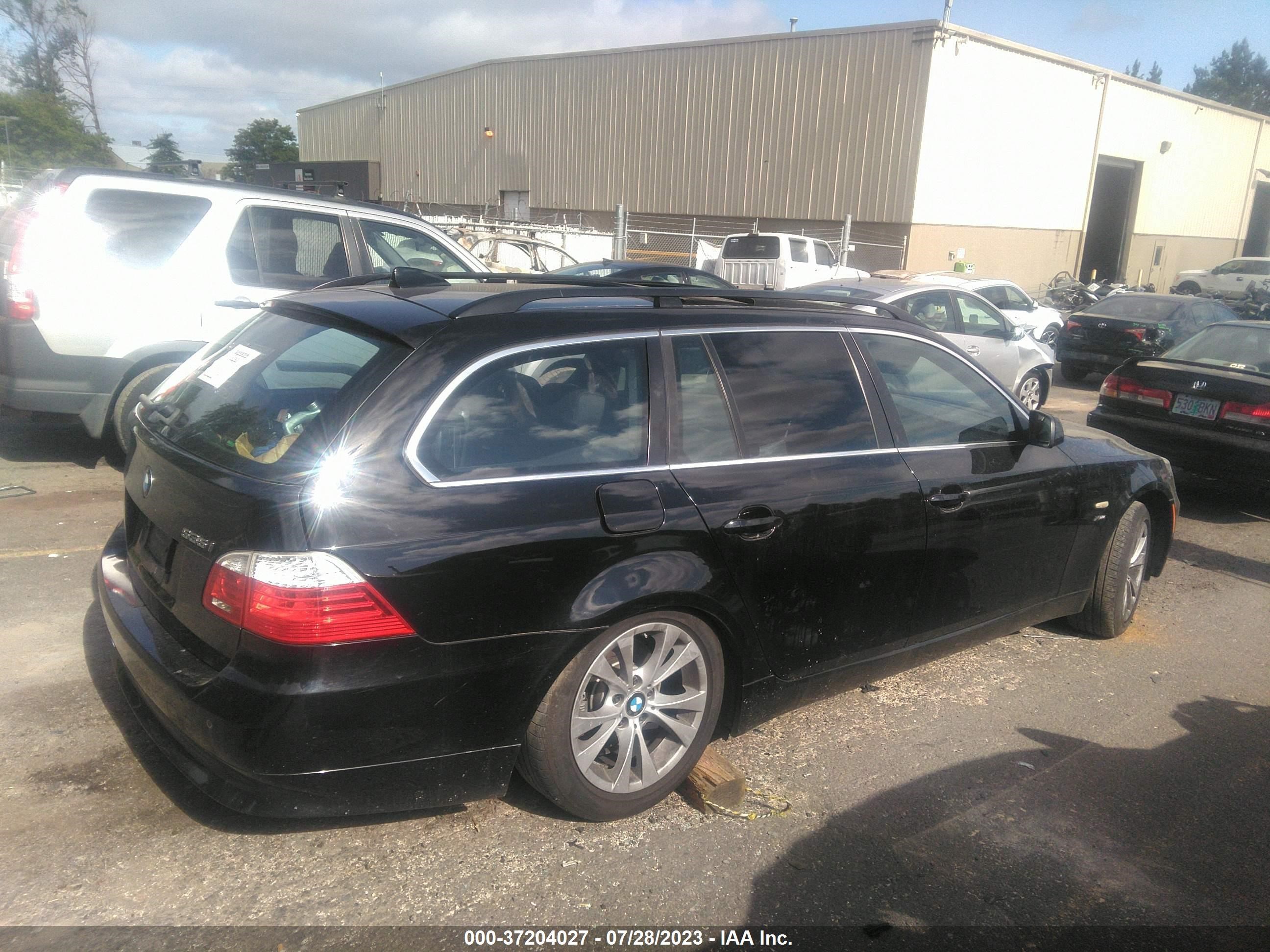 Photo 3 VIN: WBAPT73529CX02495 - BMW 5ER 