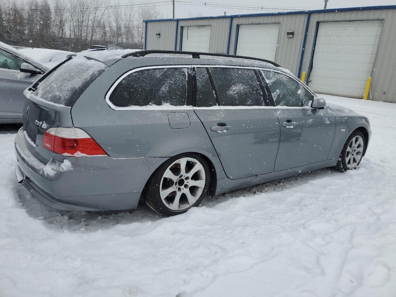 Photo 2 VIN: WBAPT73548CX00293 - BMW 5ER 