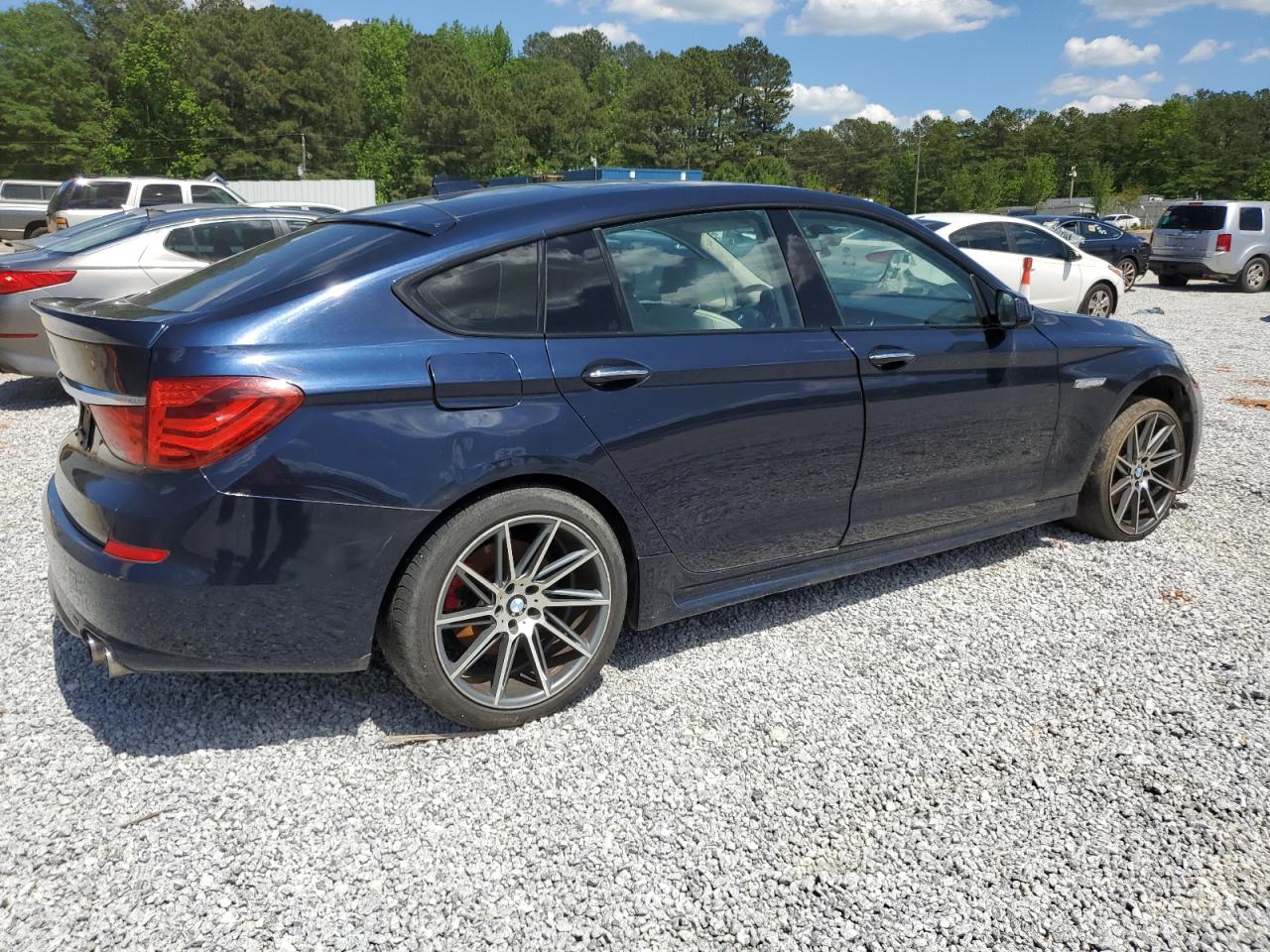 Photo 2 VIN: WBASP2C50BC337502 - BMW 5ER 