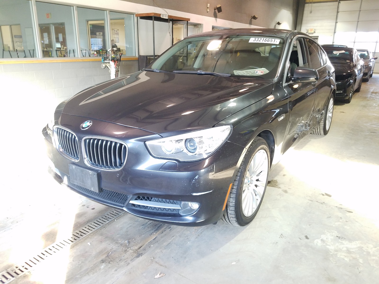 Photo 1 VIN: WBASP2C59DC339770 - BMW 535 XI 