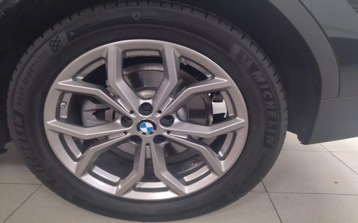 Photo 3 VIN: WBATX35040NC10221 - BMW X3 