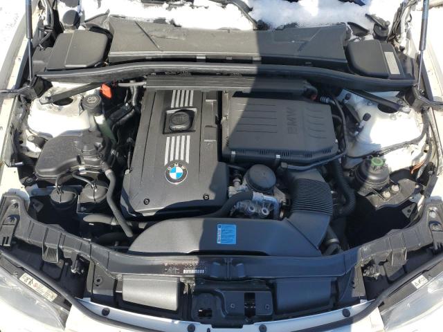 Photo 10 VIN: WBAUC73519VK95034 - BMW 1 SERIES 