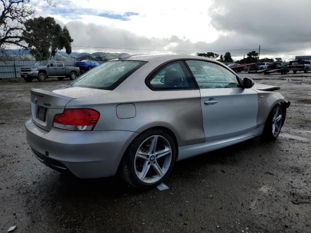 Photo 2 VIN: WBAUC73528VF23737 - BMW 1 SERIES 