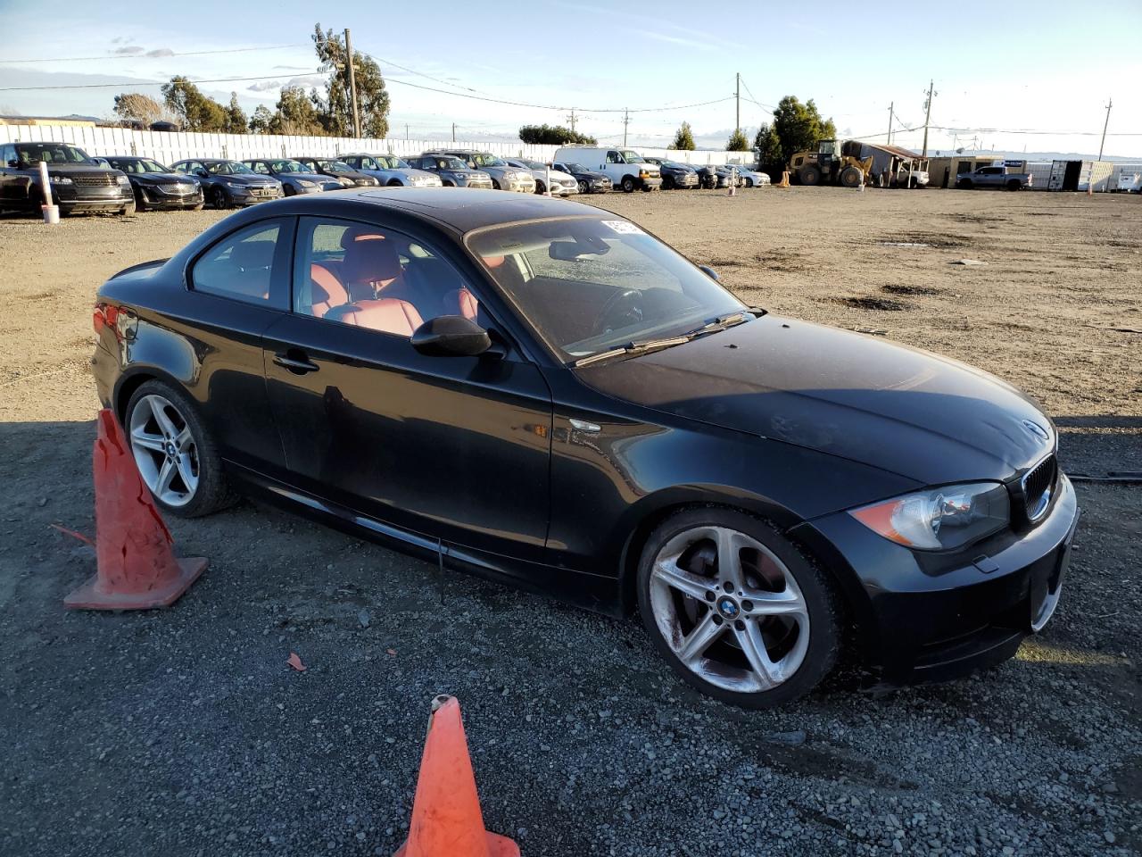 Photo 3 VIN: WBAUC73538VF24279 - BMW 1ER 