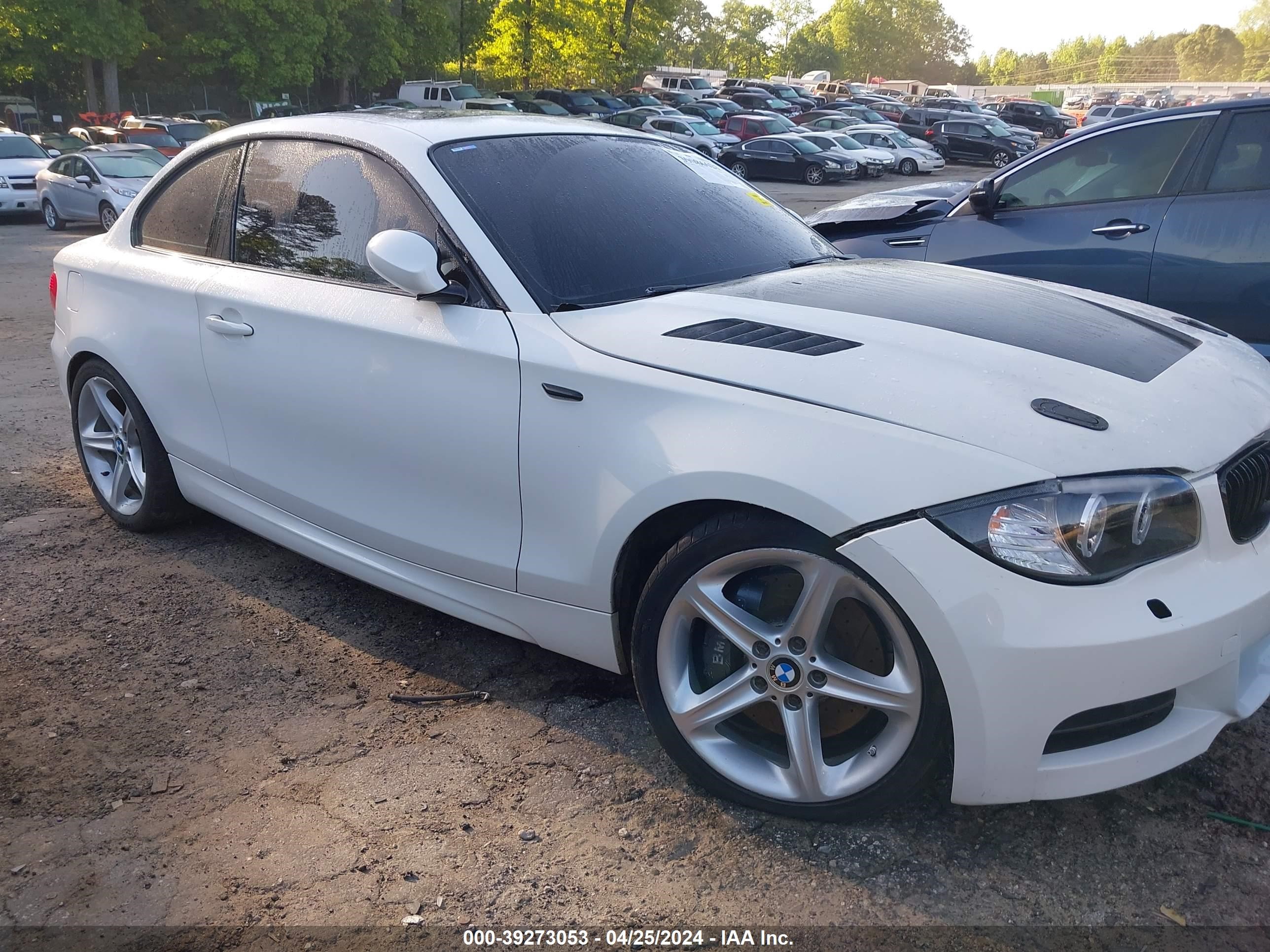 Photo 13 VIN: WBAUC73548VF25666 - BMW 1ER 