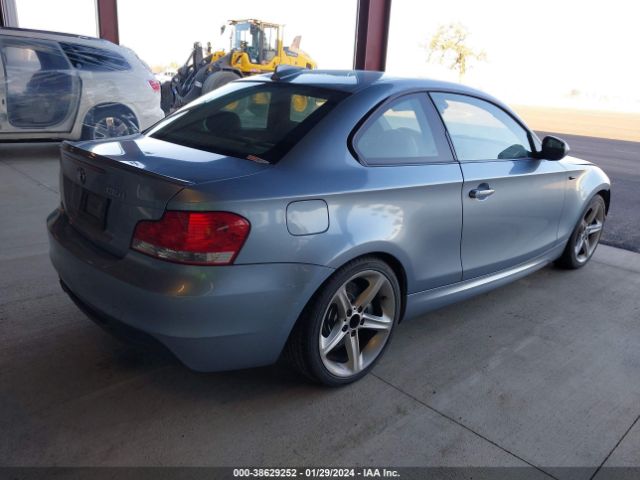 Photo 3 VIN: WBAUC7C50AVK96325 - BMW 135I 