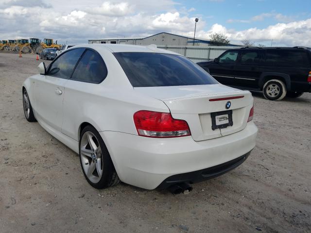 Photo 2 VIN: WBAUC9C50BVM09462 - BMW 135 I 