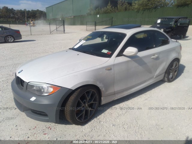 Photo 1 VIN: WBAUC9C51CVM12811 - BMW 1 