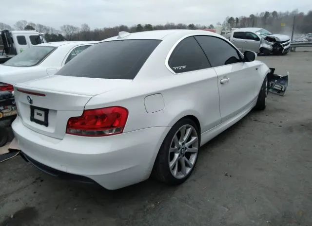 Photo 3 VIN: WBAUC9C51CVM13134 - BMW 1 SERIES 