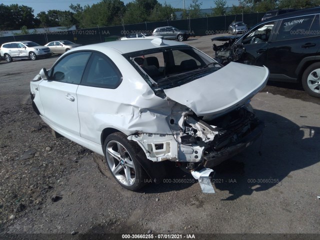 Photo 2 VIN: WBAUC9C54BVM09044 - BMW 1 