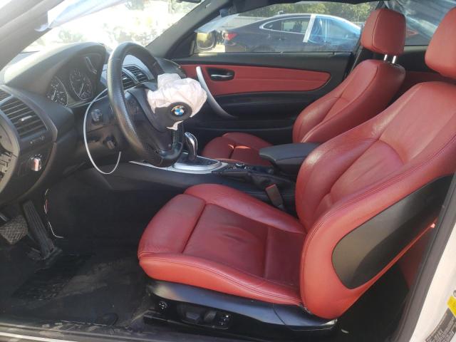 Photo 6 VIN: WBAUC9C54CVM12768 - BMW 1 SERIES 