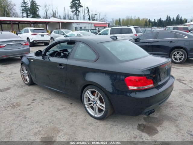 Photo 2 VIN: WBAUC9C55CVM12102 - BMW 135I 