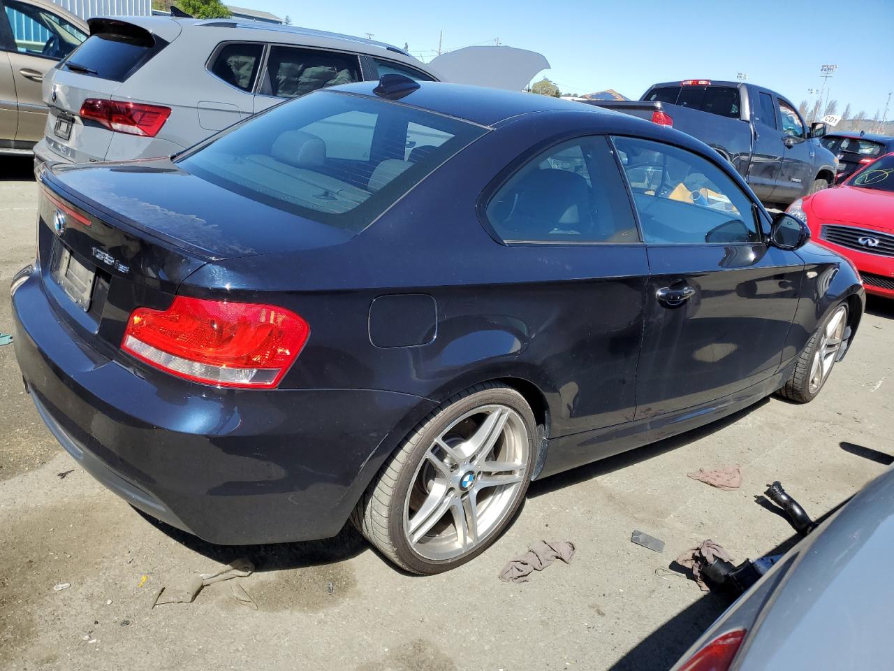 Photo 2 VIN: WBAUC9C56DVY60155 - BMW 1ER 