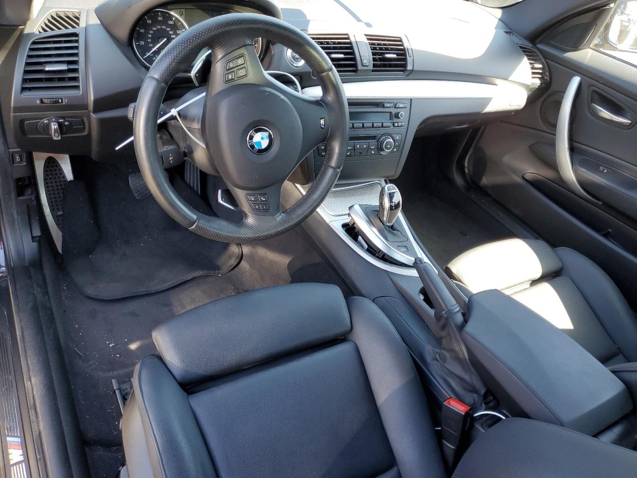 Photo 7 VIN: WBAUC9C56DVY60155 - BMW 1ER 