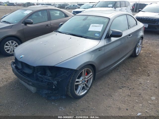 Photo 1 VIN: WBAUC9C57DVM13625 - BMW 135I 